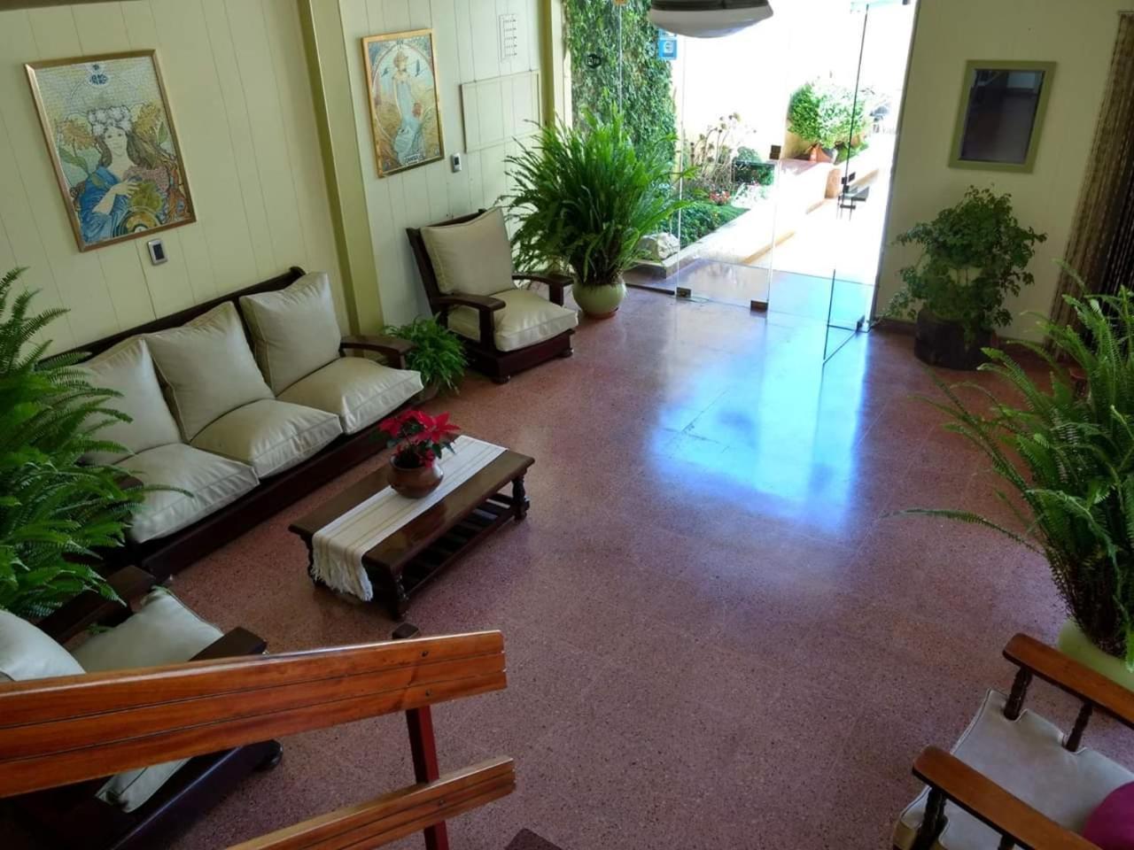 Hotel Acuario Mar de Ajo Exterior photo